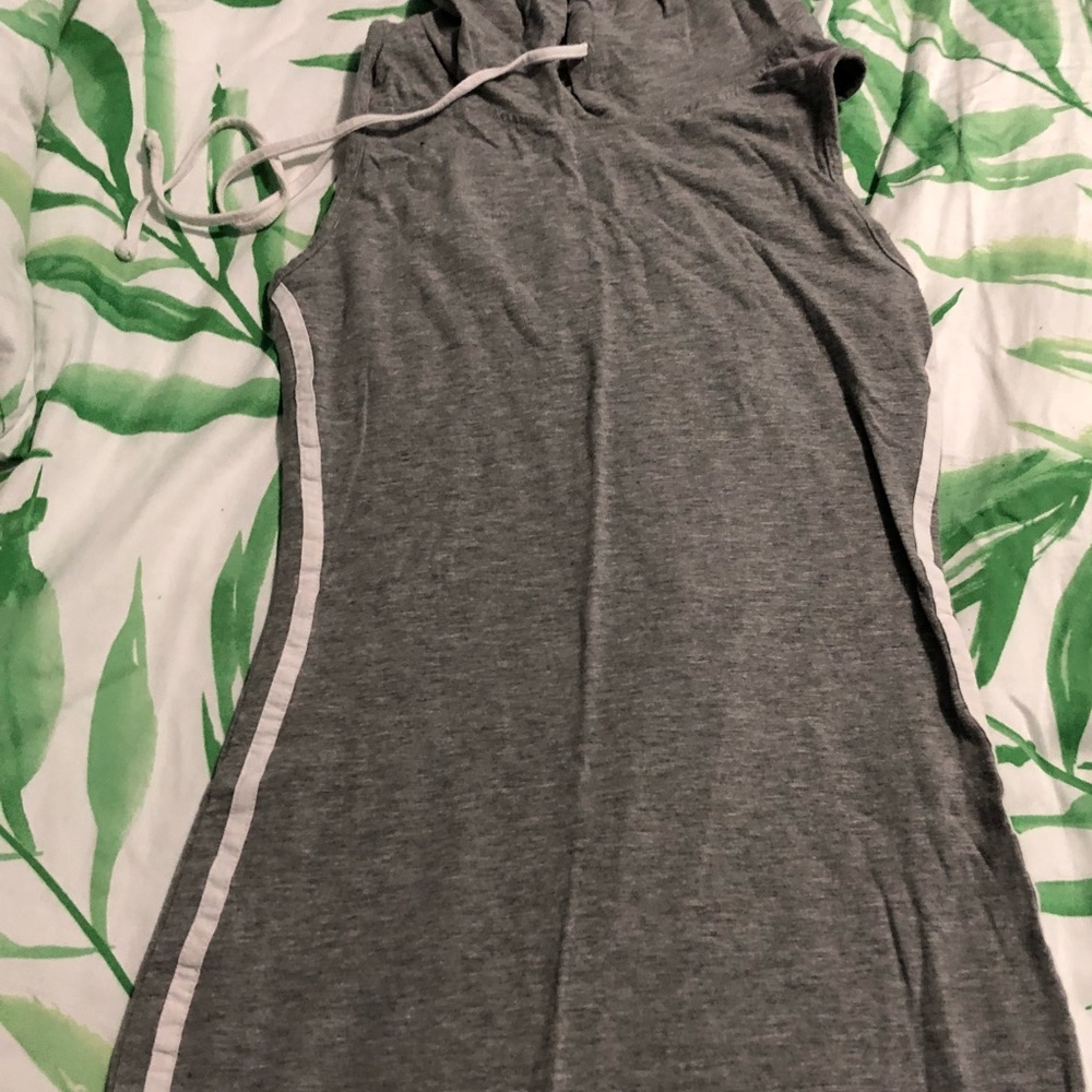 sleeveless gray hooded body con dress